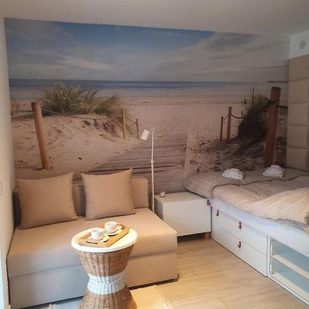Apartament Beige Z Ogrodkiem Дзівнувек Екстер'єр фото